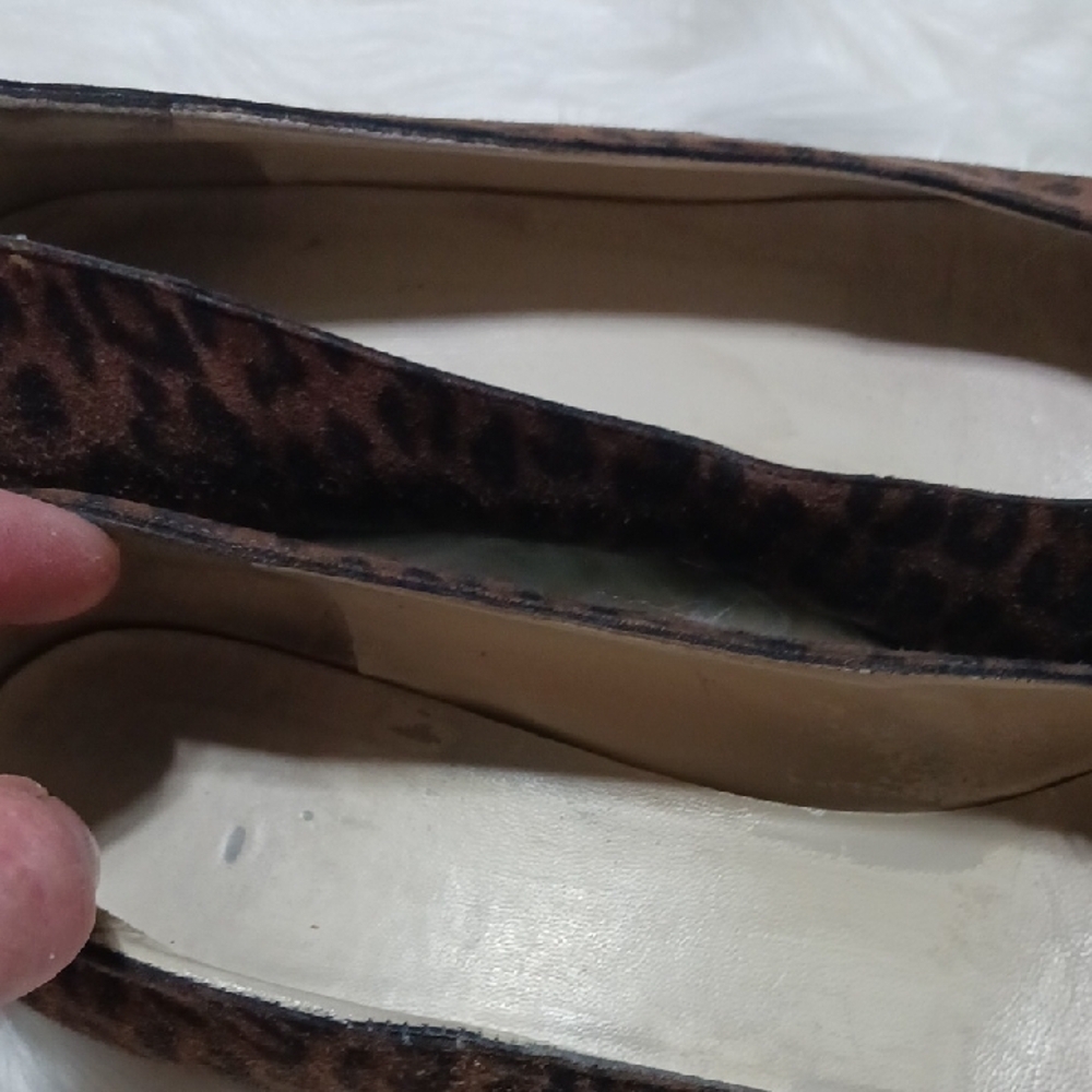 Salvatore Ferragamo Brown Leather Flats - Picture 6 of 8